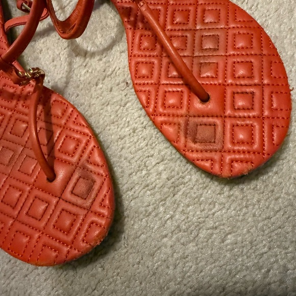 Tory Burch Red Sandals with Geometric Design - Picture 2 of 6